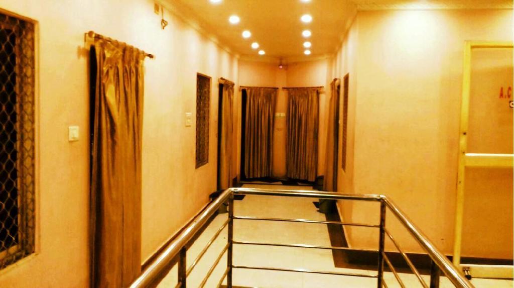 Rainbow Guest House Puri Exterior photo