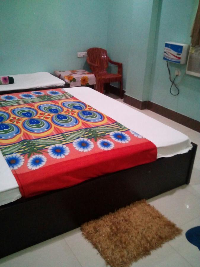 Rainbow Guest House Puri Exterior photo